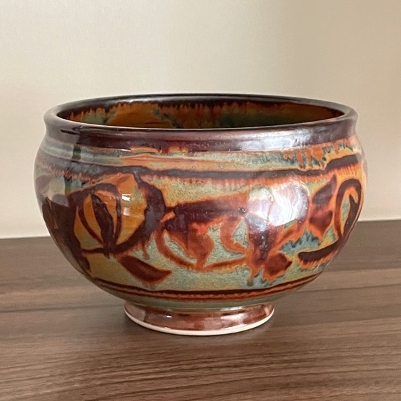 Handcrafted Glazed Pottery Bowl with Earthy Tones Home Decor - Picture 2 of 9